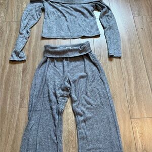Gray Off-Shoulder Knit Set